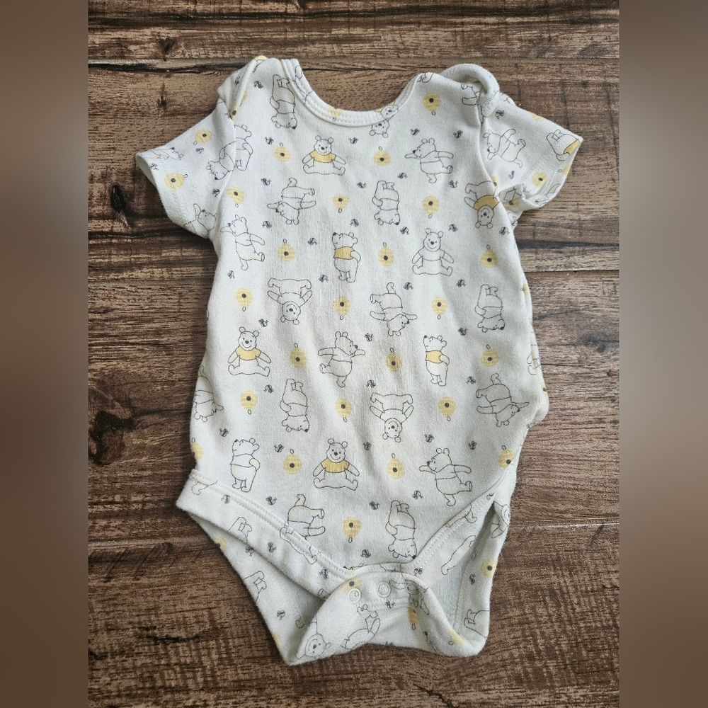 Disney baby winnie the pooh onesie, 3 months